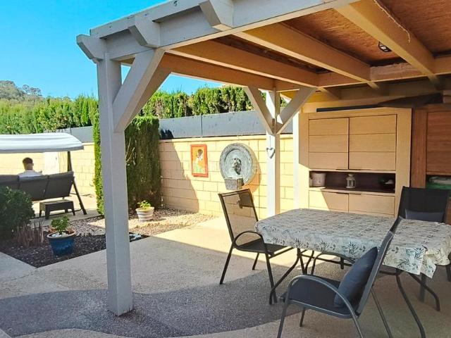 Casa en venta en Romana la. Descubra el autÃntico estilo de vida espaÃol en esta villa impecablemente cuidada a las afueras del pintoresco pueblo de La Romana. Casas Romana.