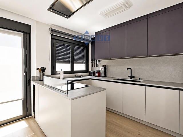 Casa en venta en Ronda, Málaga