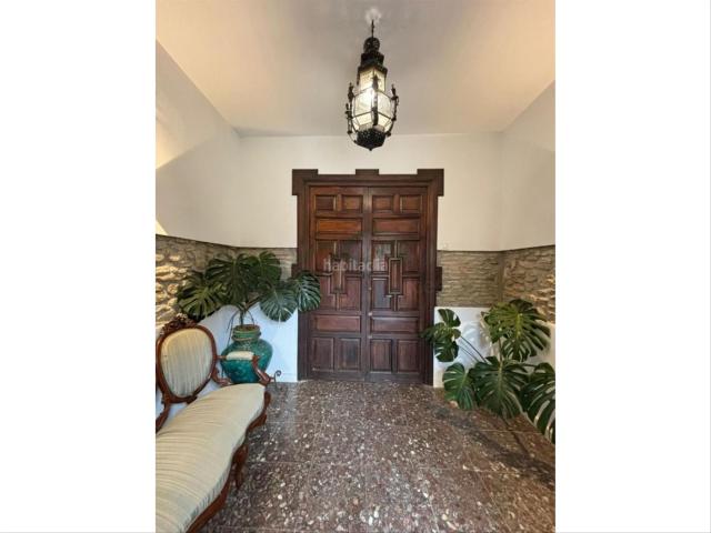 Casa en venta en Ronda, La Ciudad. Casa Histórica con Patio Florido y Apartamento Independiente. Casas.