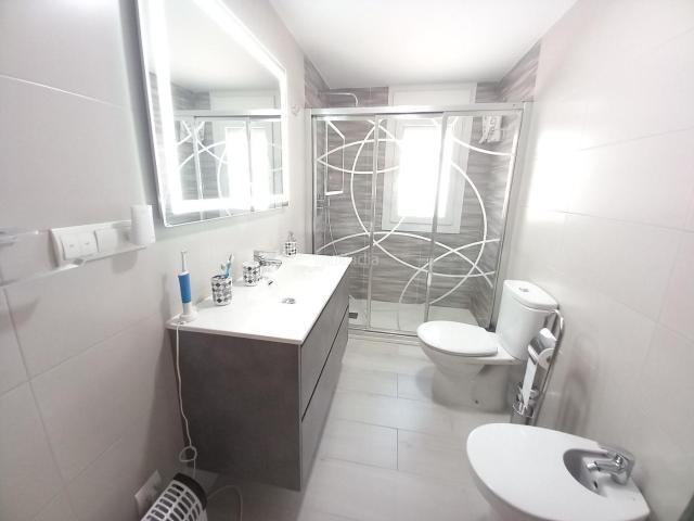 Casa en venta en Ronda, La Planilla. Chalet unifamiliar en urbanización. Casas.