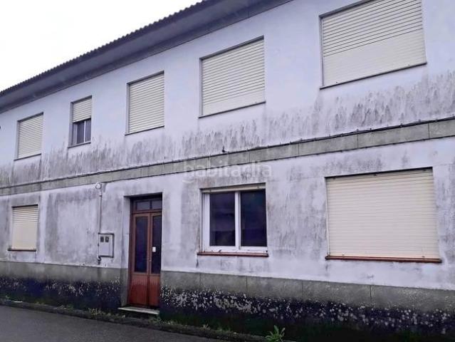 Casa en venta en Rosal O. Vivienda unifamiliar en o Rosal con nave industrial. Casas Rosal.