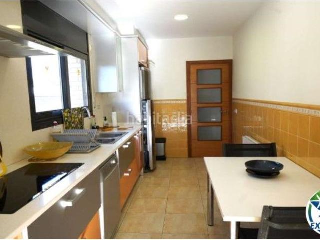 Casa en venta en Roses, Nord Costa Brava. Preciosa casa unifamiliar en La Garriga 4 dormitorios, 3 baños. Casas.