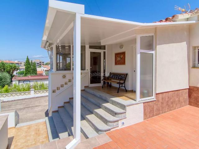 Casa en venta en Roses, Puig Rom Canyelles Almadrava Costa Brava. Casa independiente con 3 dormitorios en Rosas, Costa Brava. Casas.