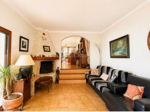 Casa en venta en Roses, Puig Rom Canyelles Almadrava Costa Brava. Casa mediterránea con espectaculares vistas al mar en Canyelles. Casas.