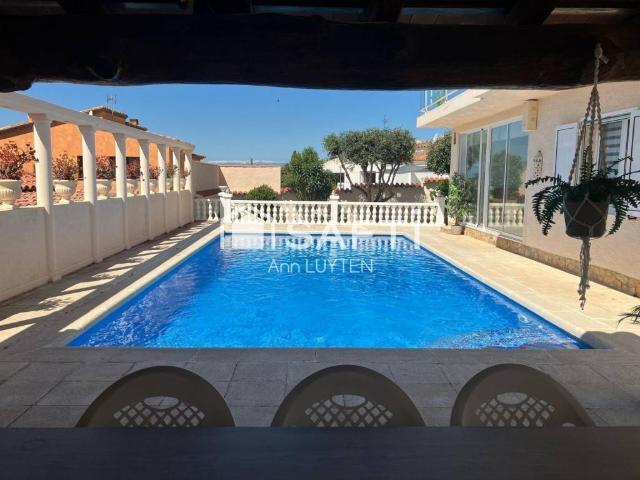Casa en Venta en Roses