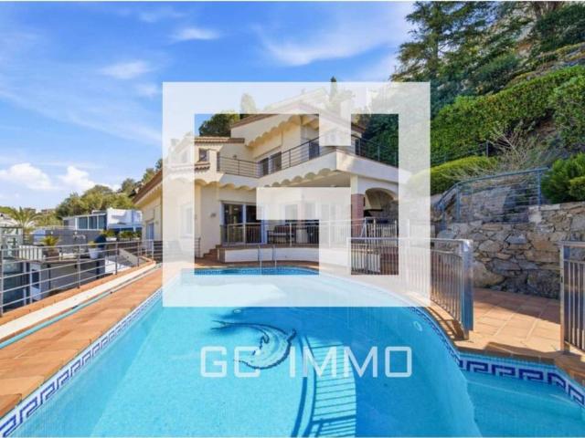 Casa en Venta en Roses