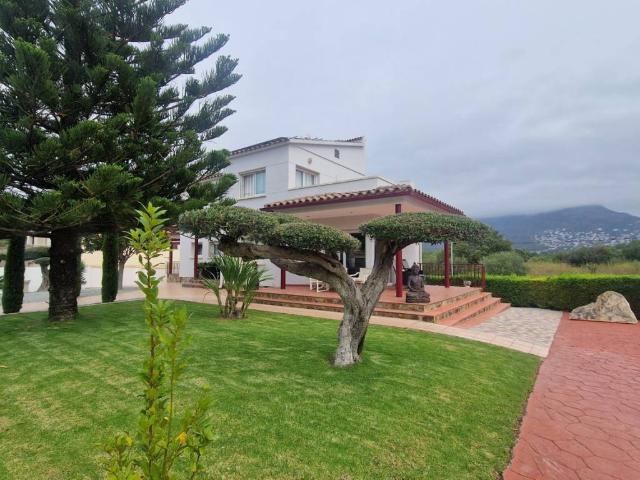 Casa en Venta en Roses