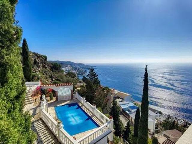 Casa en Venta en Roses