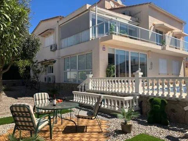 Casa en Venta en Roses