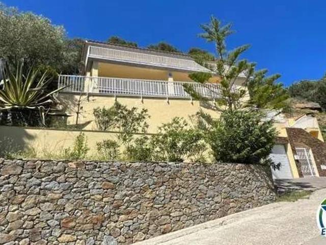 Casa en Venta en Roses