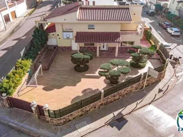 Casa en Venta en Roses