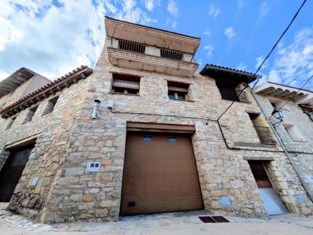 Casa en venta en Rossell, Parque natural tinença de benifassà