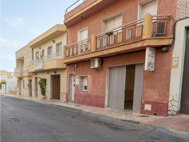 Casa en Venta en Roquetas de Mar