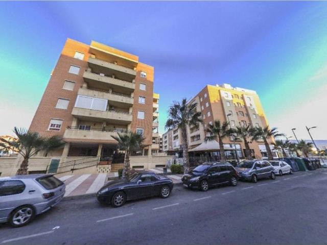 Piso en Venta en Roquetas de Mar