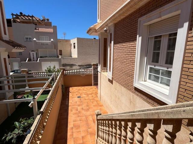 Casa en venta en Roquetas de Mar, Aguadulce Sur. Triplex en Venta En Aguadulce. Casas Roquetas de.