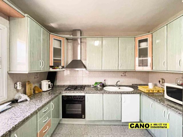 Casa en venta en Roquetas de Mar, Roquetas pueblo. Dúplex de 4 Habitaciones en Roquetas de Mar. Casas Roquetas de.