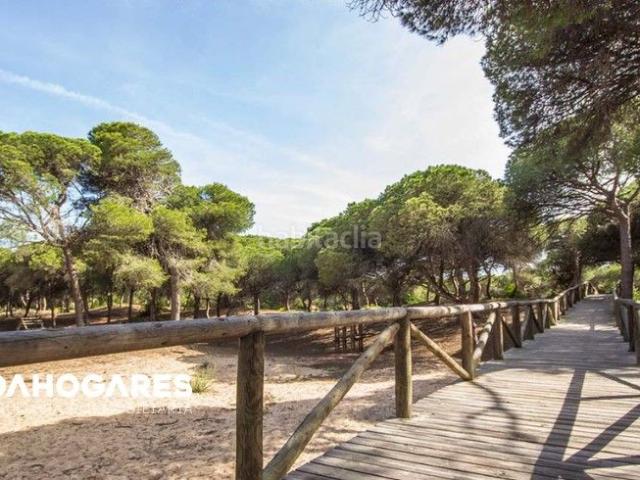 Casa en venta en Rota, Aguadulce Almadraba Punta Candor. Atención a quienes buscan algo más que una vivienda buscan hogar! En la preciosa localidad de Rota, te presentamos este espectacul. Casas.