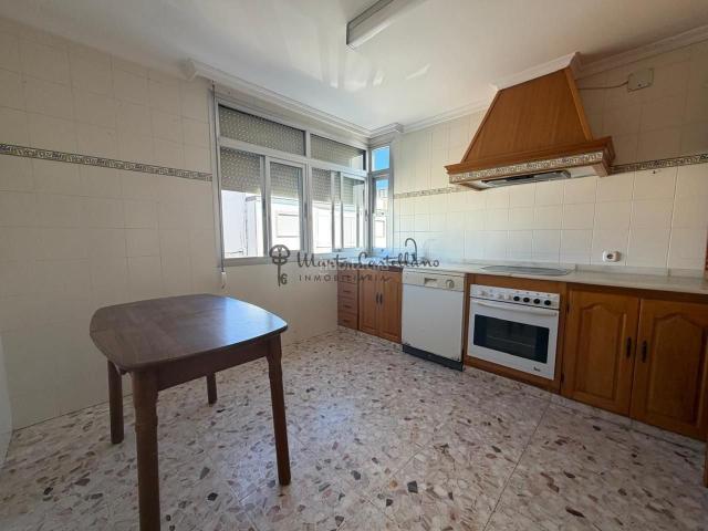 Casa en venta en Rota, El Chorrillo El Molino. PISO AMPLIO EN CHORRILLO. Casas.