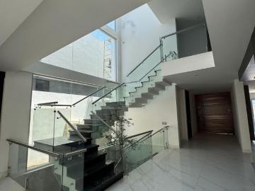 Casa en Venta en Royal Country