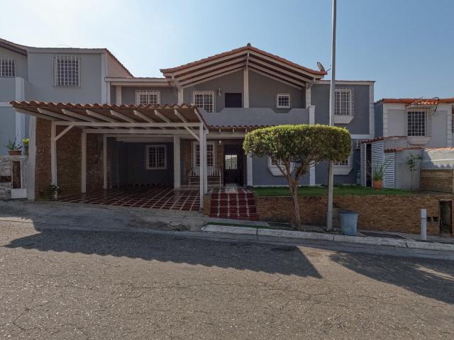 Casa en Venta en Royal Garden, Este de Barquisimeto SPS 10025861