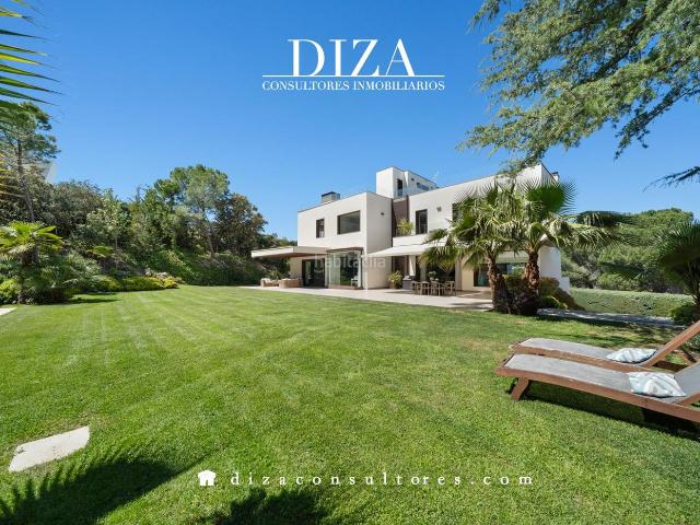 Casa en venta en Rozas de Madrid Las, Club de Golf. Exclusividad y privacidad junto al campo de Golf. Casas Rozas de Madrid.
