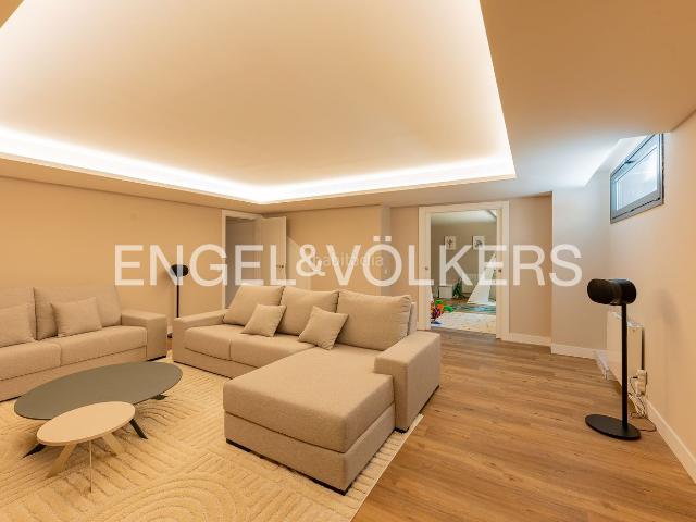 Casa en venta en Rozas de Madrid Las, El Cantizal. Exclusiva vivienda familiar en El Cantizal de las Rozas. Casas Rozas de Madrid.