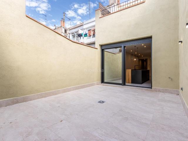 Casa en venta en Sabadell, Centre. Casa reformada a estrenar con terrazas en el centro. Casas.