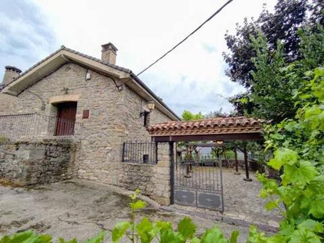 Casa en Venta en Sabiñánigo
