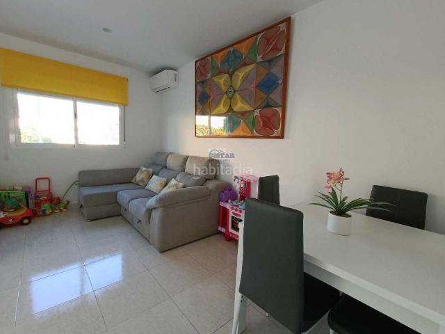 Casa en venta en Sagra. ADOSADO EN SAGRA. Casas.