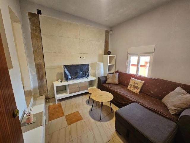 Casa en venta en Sagunt, Centro El Castillo. CASA ACOGEDORA CON TERRAZA Y VISTAS DESPEJADAS EN SAGUNTO. Casas.