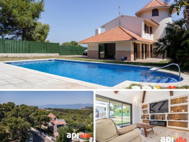 Casa en venta en Salou, Pla de Maset Cap de Salou Costa Dorada. ESPECTACULAR CASA EN VENTA. Casas.