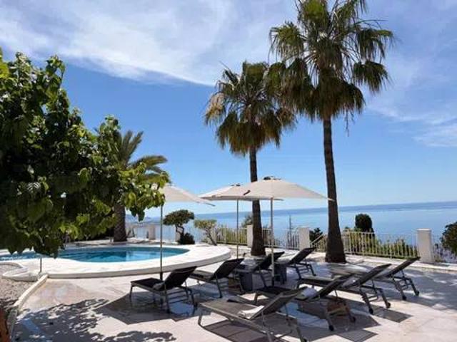 Casa en Venta en Salobreña