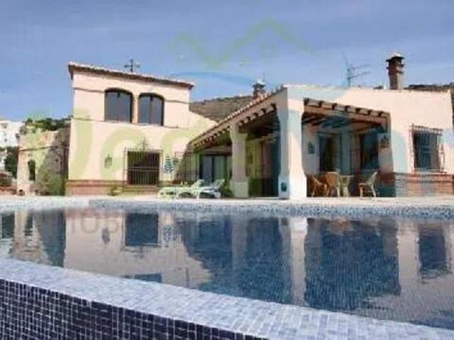 Casa en Venta en Salobreña