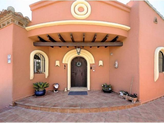 Casa en Venta en Salobreña