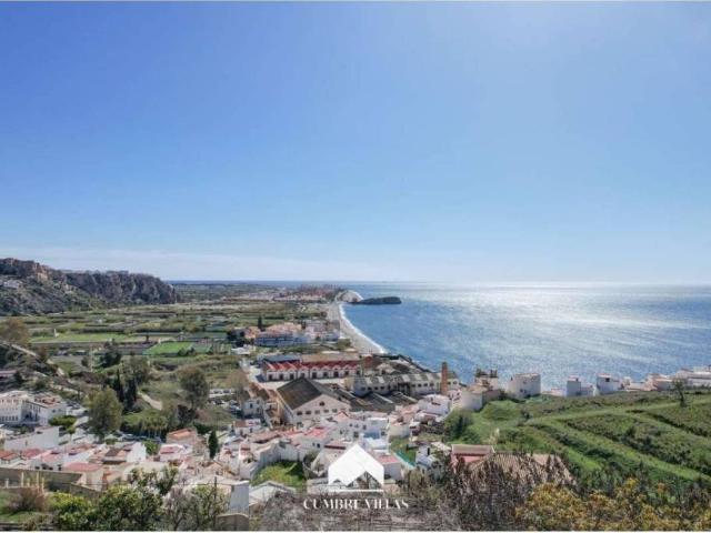 Casa en Venta en Salobreña