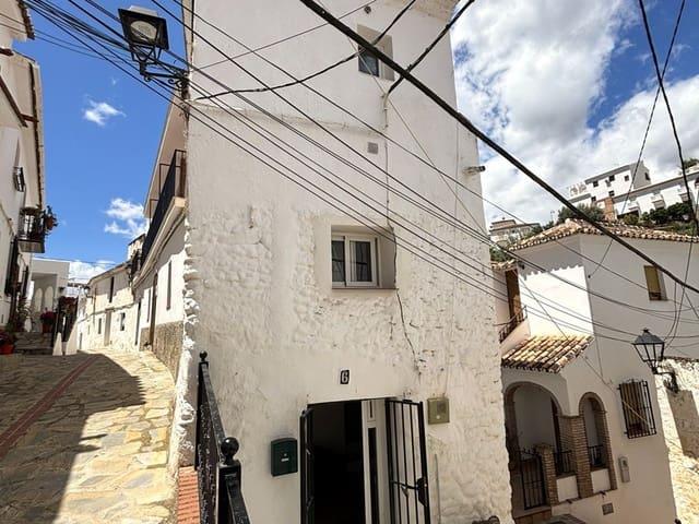 Casa en venta en Salares, Málaga Costa del Sol
