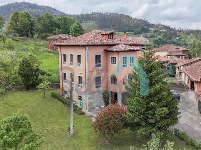 Casa en venta en Salas. Casas.