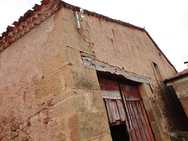 Casa en Venta en Salas de los Infantes