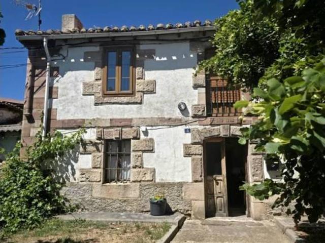 Casa en Venta en Salinas de Pisuerga