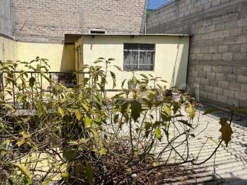 Casa para remodelar en venta en Gustavo A Madero