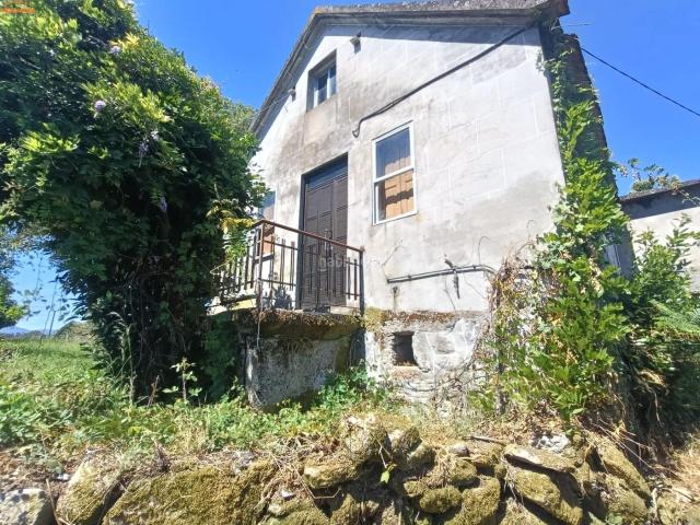 Casa en venta en Salvaterra de Miño. CASA PARA REFORMAR EN SALVATERRA. Casas Salvaterra de.