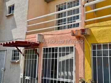 Casa en Venta en San Vicente Chicoloapan de Juarez Centro 26 3083