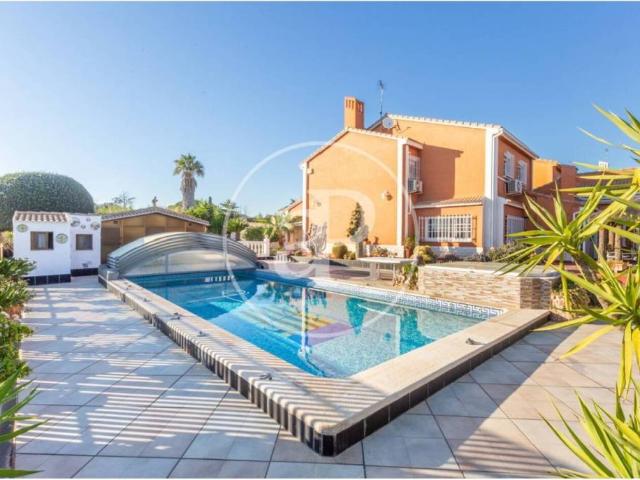 Casa en Venta en San Antonio de Benagéber