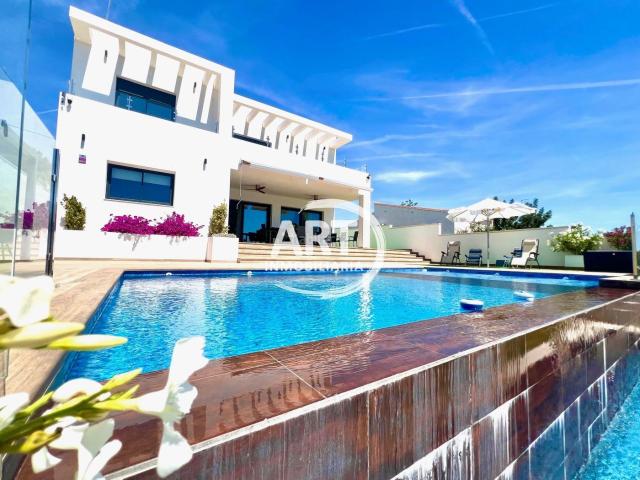 Casa en venta en San Antonio de Benagéber. PROPIEDAD EN VENTA EN MONTESANO. Casas San Antonio de.