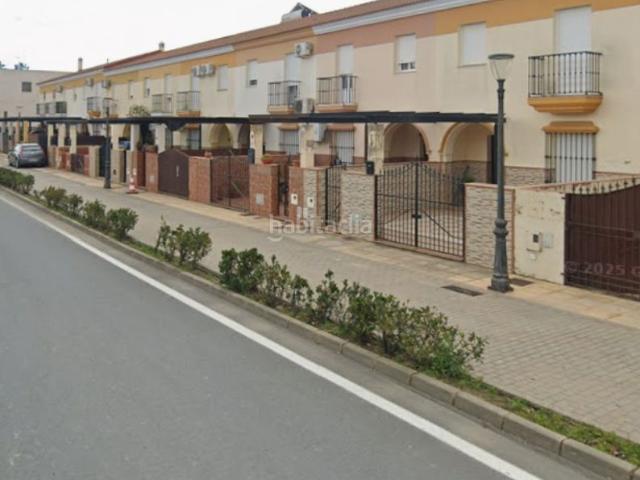 Casa en venta en San Bartolomé de la Torre. SOLO INVERSORES. SE VENDE VIVIENDA CON OCUPACIÓN ILEGAL. NO ADMITE VISITAS. Casas San Bartolomé de la.