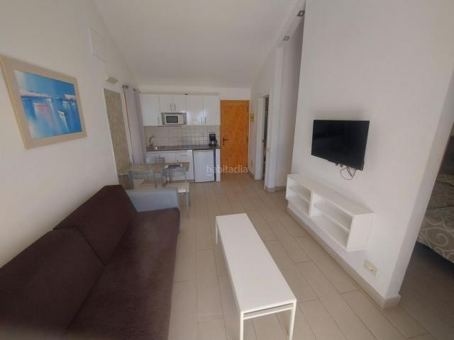 Casa en venta en San Bartolomé de Tirajana, Playa del Inglés. BUNGALOW A 5 MINUTOS DEL YUMBO CENTRUM. Casas San Bartolomé de.
