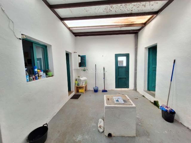 Casa en venta en San Bartolomé, San Bartolomé pueblo. Casa terrera con amplía parcela en San BartoloméLanzarote. Casas San.