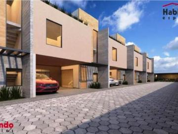 Casa en venta en San Bernardino Tlaxcalancingo, San Andrés Cholula, Puebla