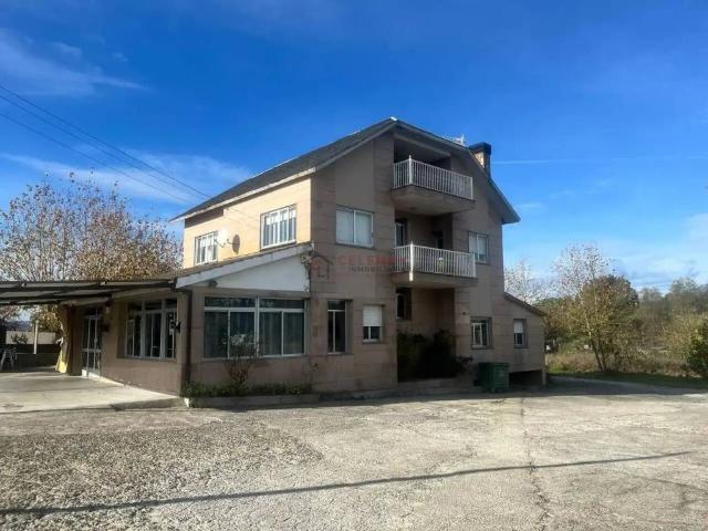 Casa en Venta en San Cibrao das Viñas
