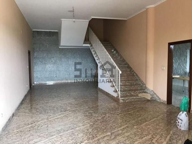 Casa en venta en San Cibrao das Viñas. Casas San Cibrao das.